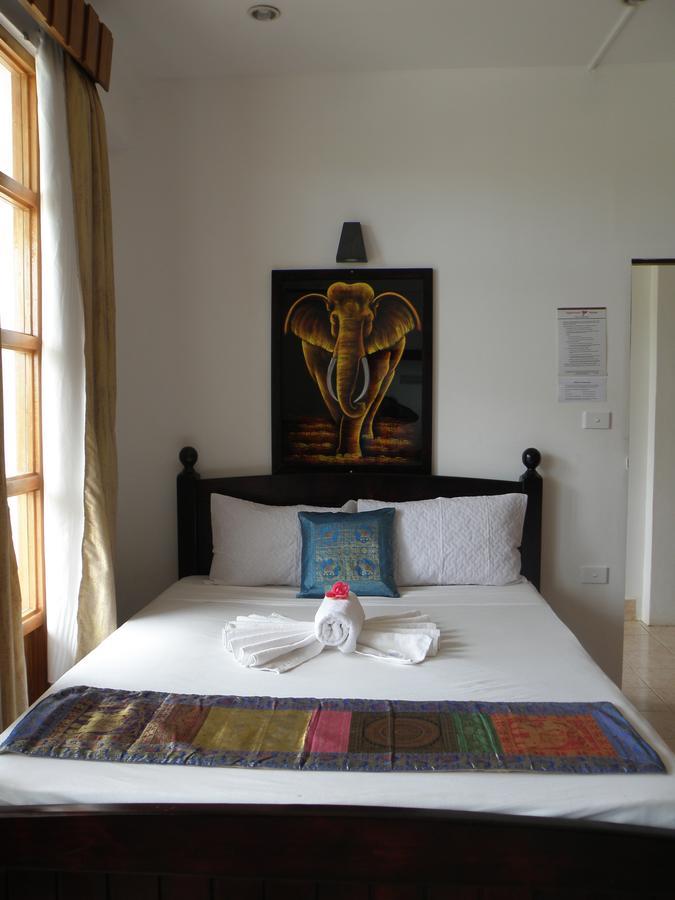Tagimoucia House Hotel Suva Esterno foto